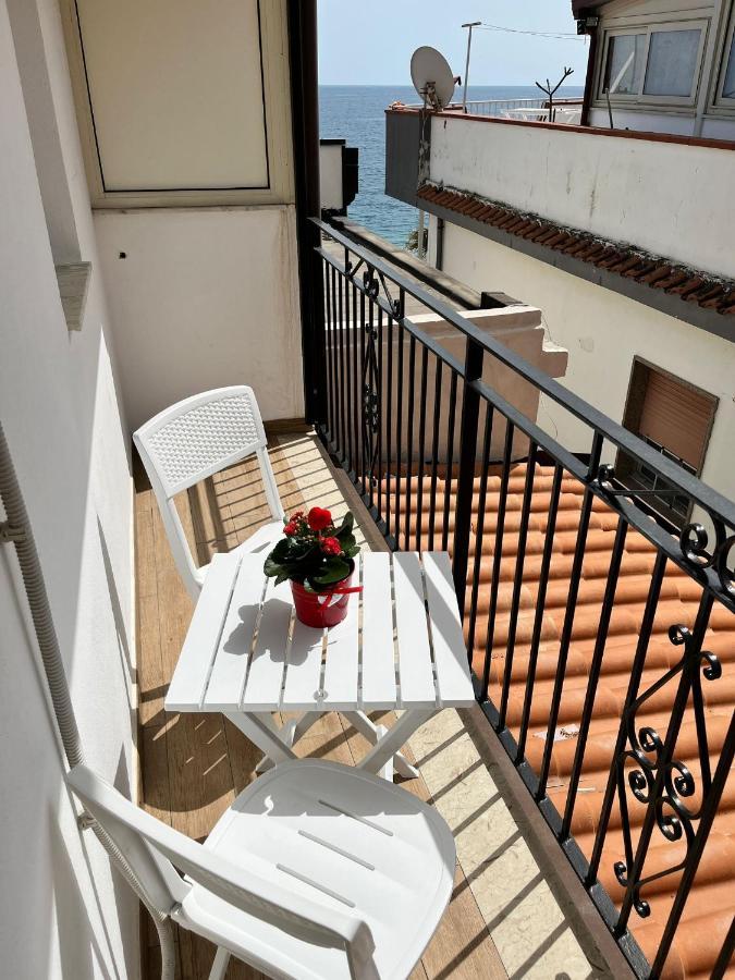 Casa Peppino Apartment Letojanni Exterior foto